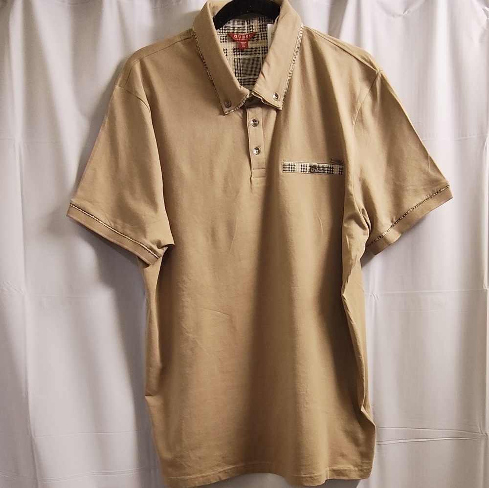 DROPPED  PRICE!!!!ONE WEEK ONLYBRAND NEW GUESS SHORT SLEEVE SHIRT,XL